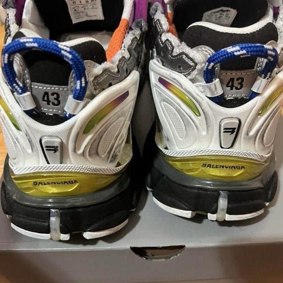 Size 10 worn 2 times good condition - Picture 3 of 5